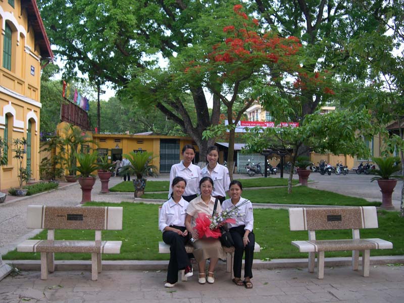 Bế giảng 2005